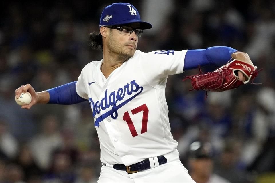 Joe Kelly utilizará ahora el número 99 de los Dodgers.