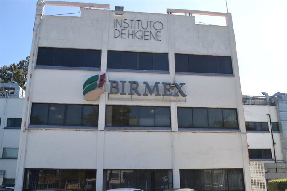 Birmex se estrenó como la gran compradora de medicamentos e insumos del sector salud con base en adjudicaciones directas, por 13 mil mdp.