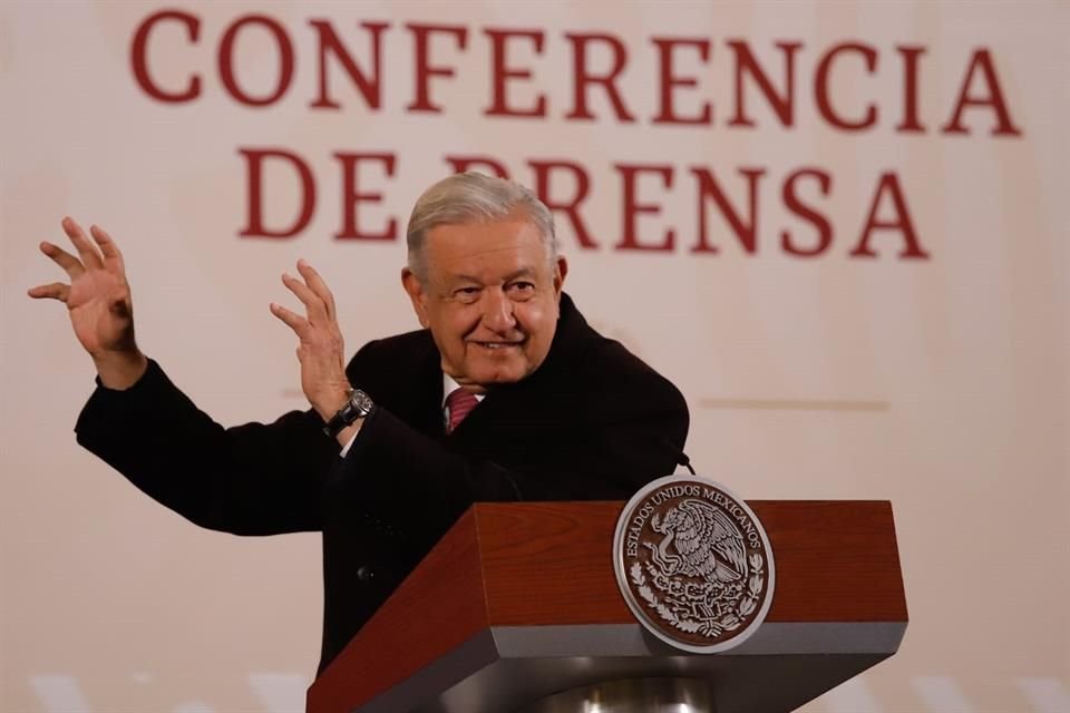 AMLO acusó que modelo económico de 'pillaje' se aplica en Argentina, cuando ya se demostró que fracasó.