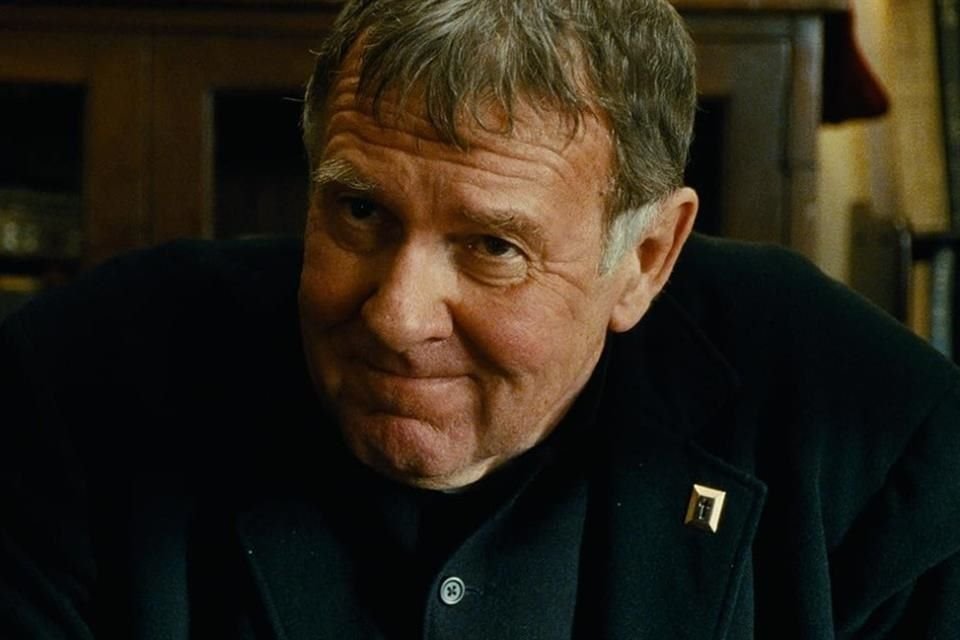 El actor ganó un Premio Emmy por interpretar a Benjamin Franklin en la miniserie, de 2008, 'John Adams'.