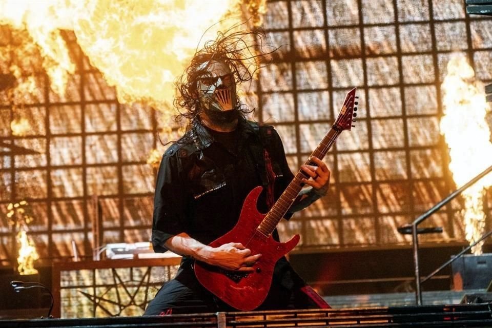 El grupo Slipknot será demandado por familiares de su baterista fallecido Joey Jordison por supuestamente beneficiarse de la muerte.