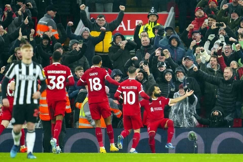 Los Reds buscan una nueva corona inglesa.