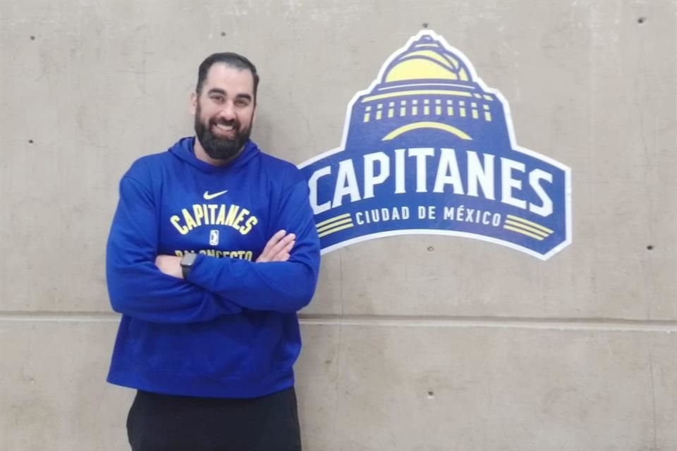 El coach español Ramón Díaz habla de su crecimiento profesional al mando de los Capitanes CDMX, así como del amor que le tiene a México.