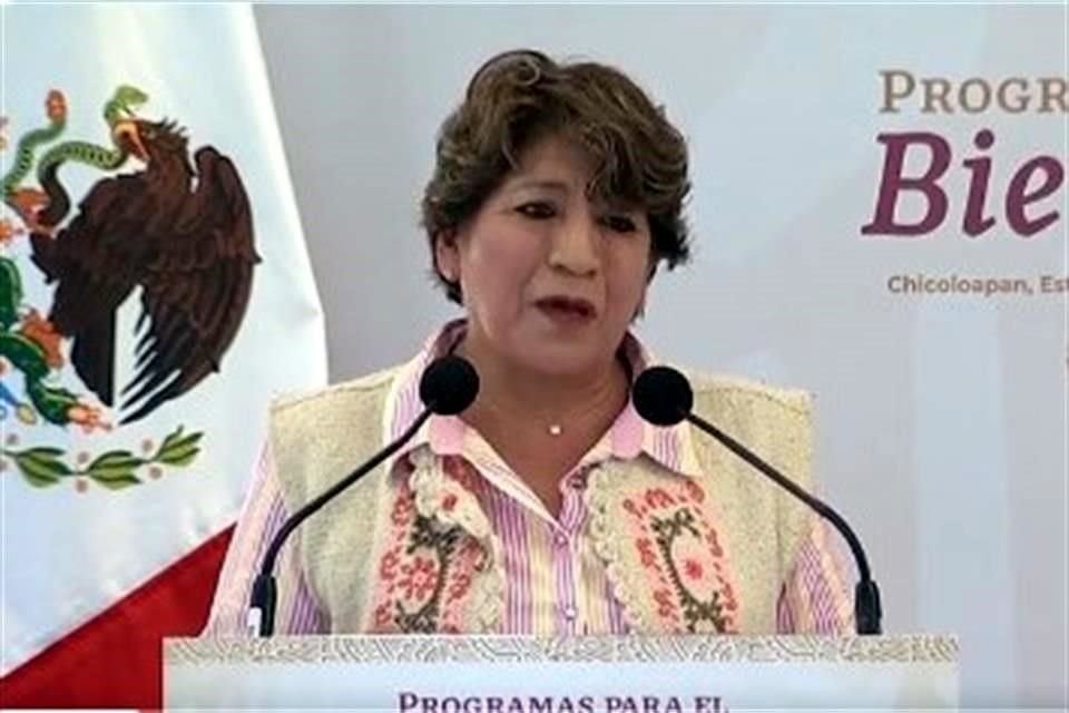 Delfina Gómez, Gobernadora de Edomex en acto público en Chicoloapan.