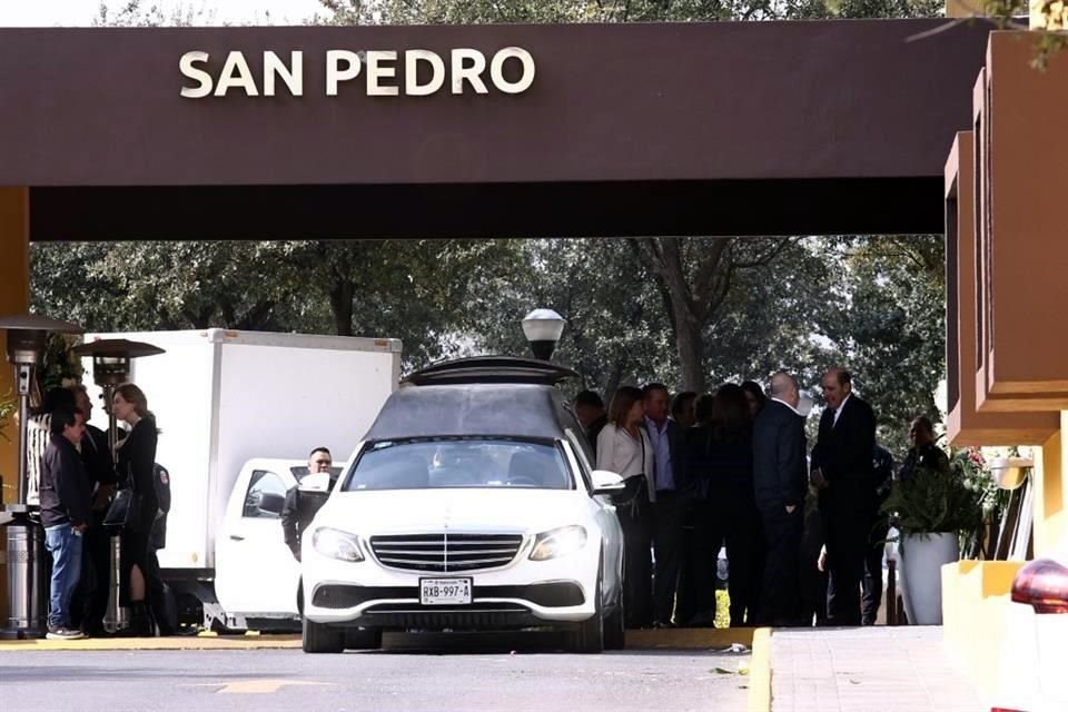 El cuerpo de Carlos Bremer será llevado en una carroza a la Parroquia de Nuestra Señora de Fátima, en la Colonia Del Valle.