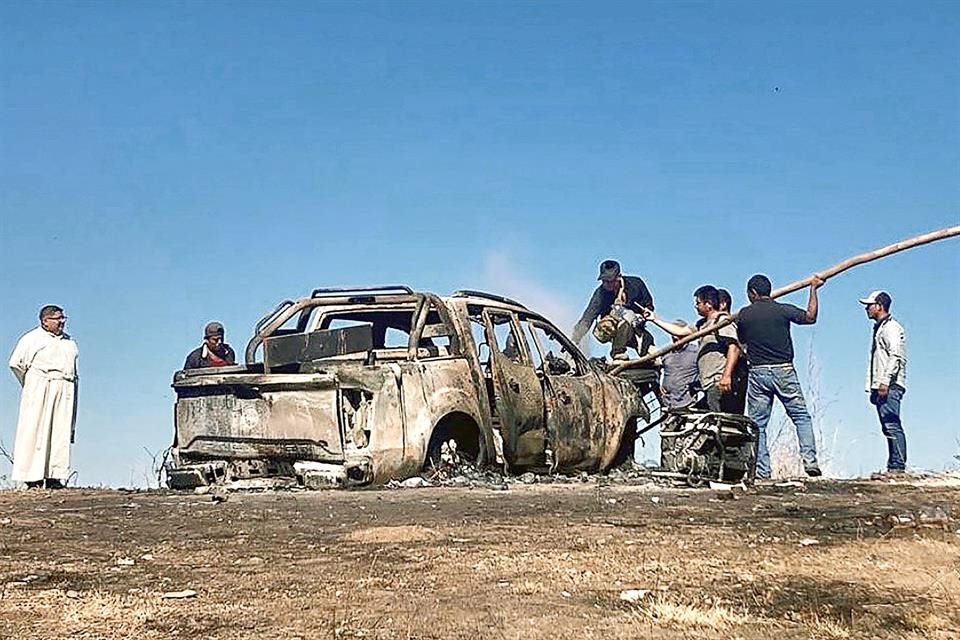 El sacerdote Filiberto Velázquez denunció públicamente una masacre en esa comunidad ubicada en la Sierra de Filo Mayor.