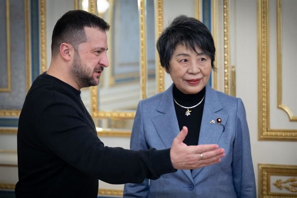 Yoko Kamikawa, Ministra de Exteriores japonesa, se reunió con el Presidente de Ucrania, Volodymyr Zelensky, en Kiev.