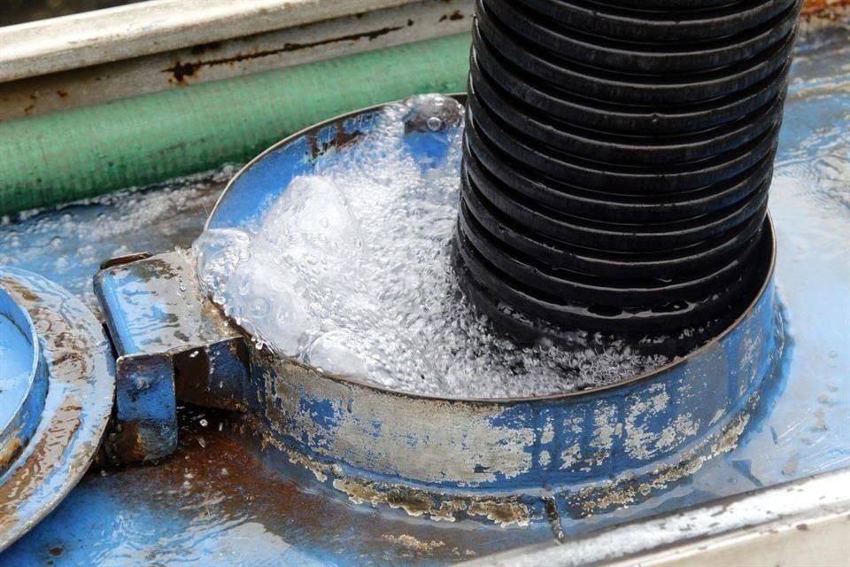 Uno de los asuntos que buscarán discutir será el tema del agua en la capital.