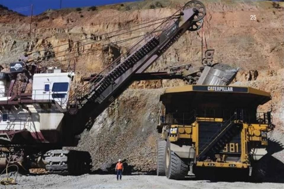 Los ingresos de Grupo México subieron 10 por ciento en el trimestre.