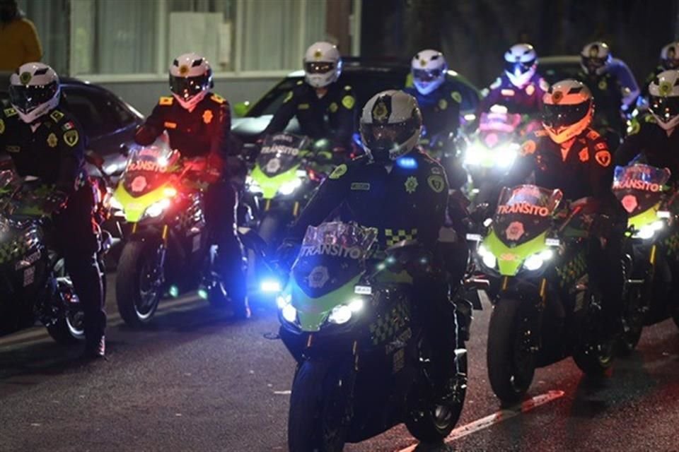 'Desplegaremos en total 61 motocicletas, 23 cuatrimotos y 127 elementos adicionales uniformados para contribuir en los patrullajes', dijo Vázquez.