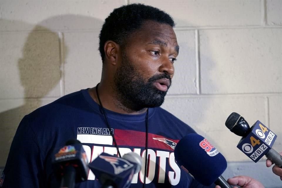 Jerod Mayo tendrá su oportunidad como coach de Patriots.