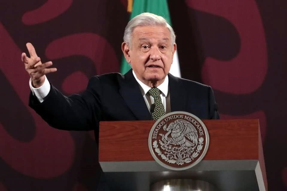 AMLO va por el Plan 'E'; ayer anunció que lanzará paquete de reformas que requiere mayoría calificada, que por ahora no tiene, en Congreso.