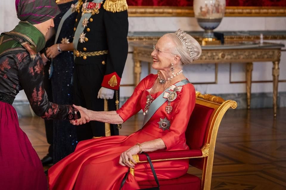 El anuncio de la abdicación de Margarita II en su discurso de fin de año sorprendió al país, porque la Reina, de 83 años, había dicho que permanecería en el trono hasta su muerte.