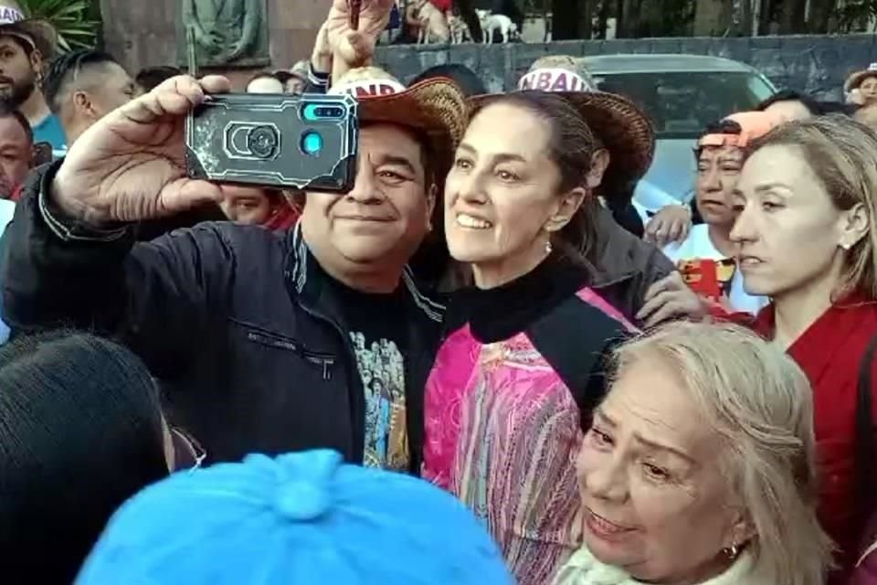 Claudia Sheinbaum encabezó un acto de precampaña en la Plaza Independencia de la Alcaldía Magdalena Contreras.