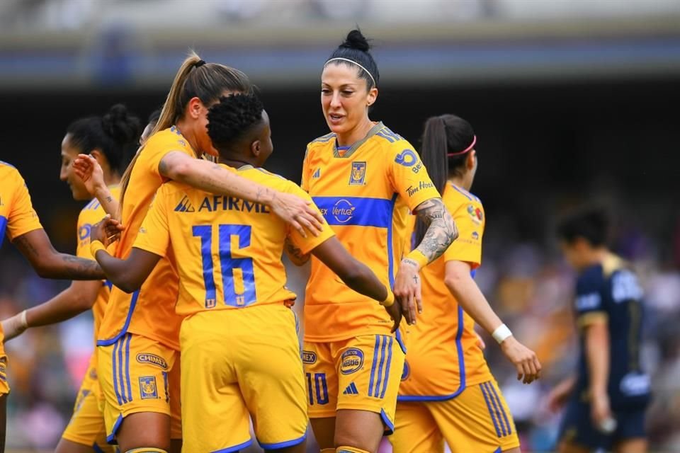 Tigres Femenil goleó 5-1 a Pumas en Ciudad Universitaria, donde Jenni Hermoso debutó con el cuadro regio y apuntó su primera asistencia.