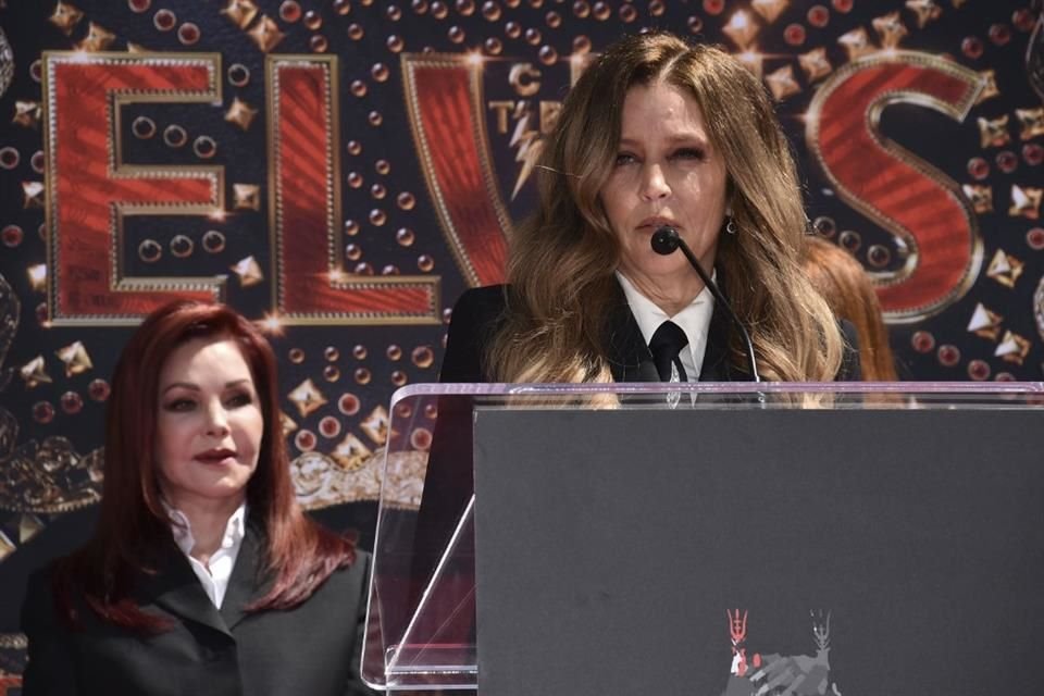 Priscilla Presley rindió homenaje a su hija Lisa Marie, a un año de su muerte; 'no pasa día en que no piense en ti', escribió en redes.