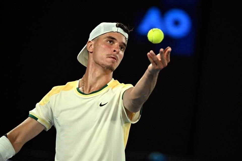 Dino Prizmic metió en apuros al vigente campeón del Abierto de Australia en un tercer set que se prolongó por más de una hora.