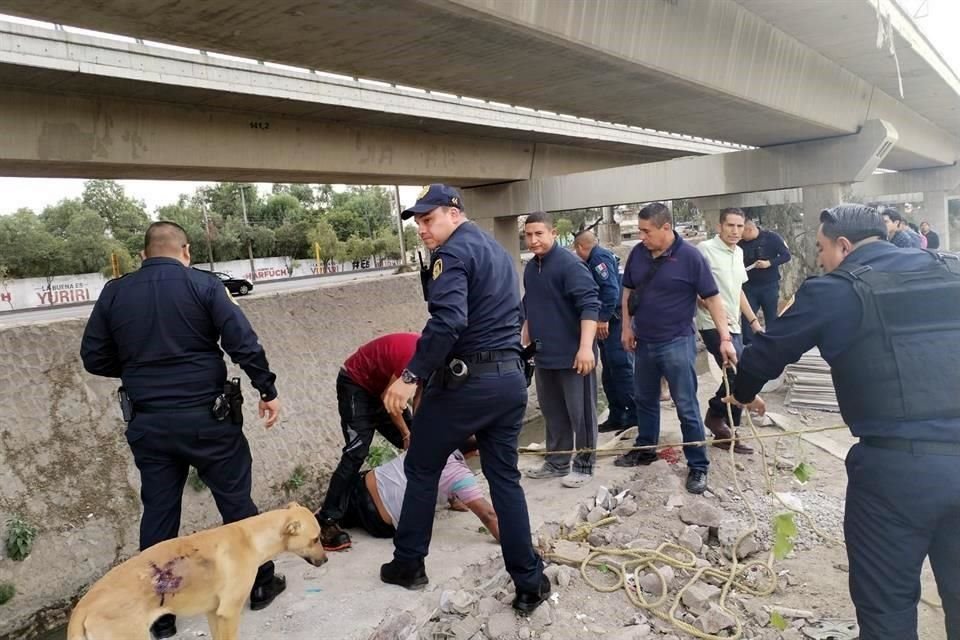 Las dos personas no tuvieron heridas de gravedad, por lo que no fueron trasladados al hospital.