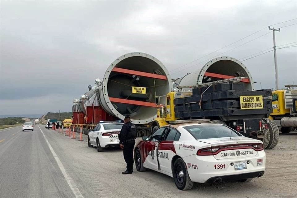 Luego de reanudarse hoy el traslado de calderas, la SSPT avisó del cierre en la Carretera de Ciudad Victoria hacia Tampico.