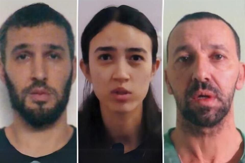 Tres rehenes israelíes capturados por el grupo palestino Hamas fueron mostrados en un video.