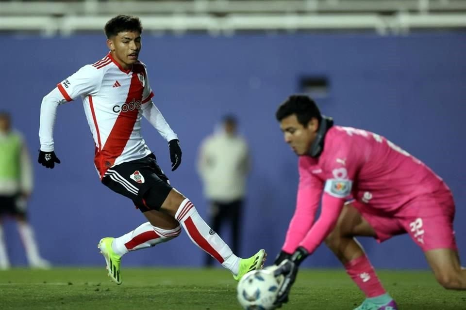 Rayados y River Plate igualaron este miércoles 1-1 en duelo amistoso jugado en Dallas Texas, donde Rodrigo Aguirre y Andrés Herrera anotaron los goles.