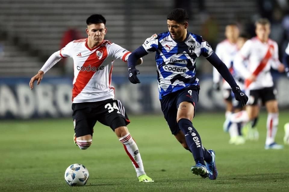 Rayados y River Plate igualaron este miércoles 1-1 en duelo amistoso jugado en Dallas Texas, donde Rodrigo Aguirre y Andrés Herrera anotaron los goles.