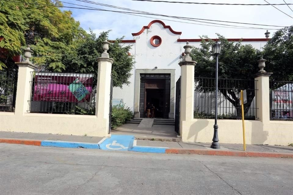 María Teresa Meneses, directora de Patrimonio Cultural y Bibliotecas del Ayuntamiento de Cuautla, adelantó que buscarán que la sala general de la biblioteca se llame 'José Agustín'.