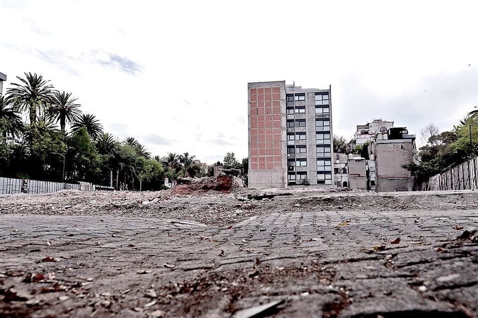 El plaza condesa fue demolido el viernes 14 de enero.