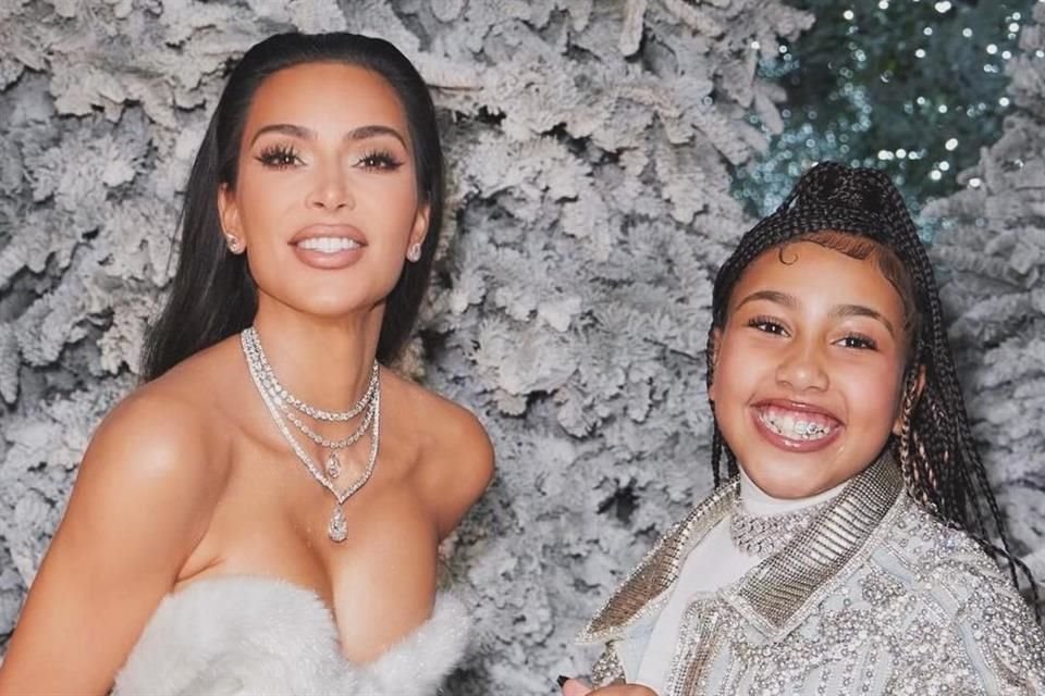 North presumió sus diamantes en un posteo a través de su cuenta de TikTok con Kim Kardashian.