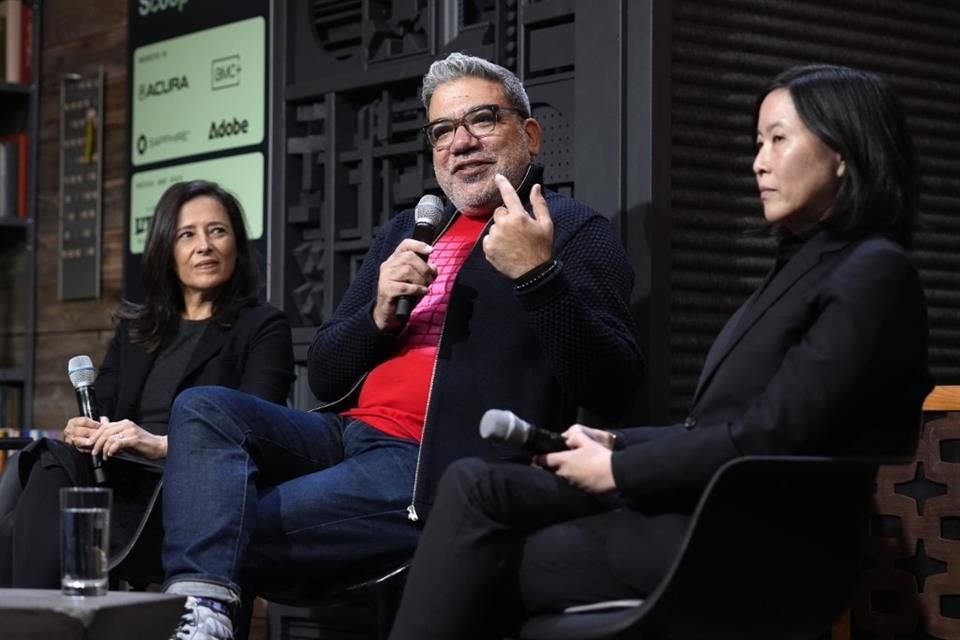 Eugene Hernandez, director de Sundance, Joana Vicente, directora ejecutiva, y Kim Yutani, directora de programación, en conferencia de prensa para inaugurar el festival.