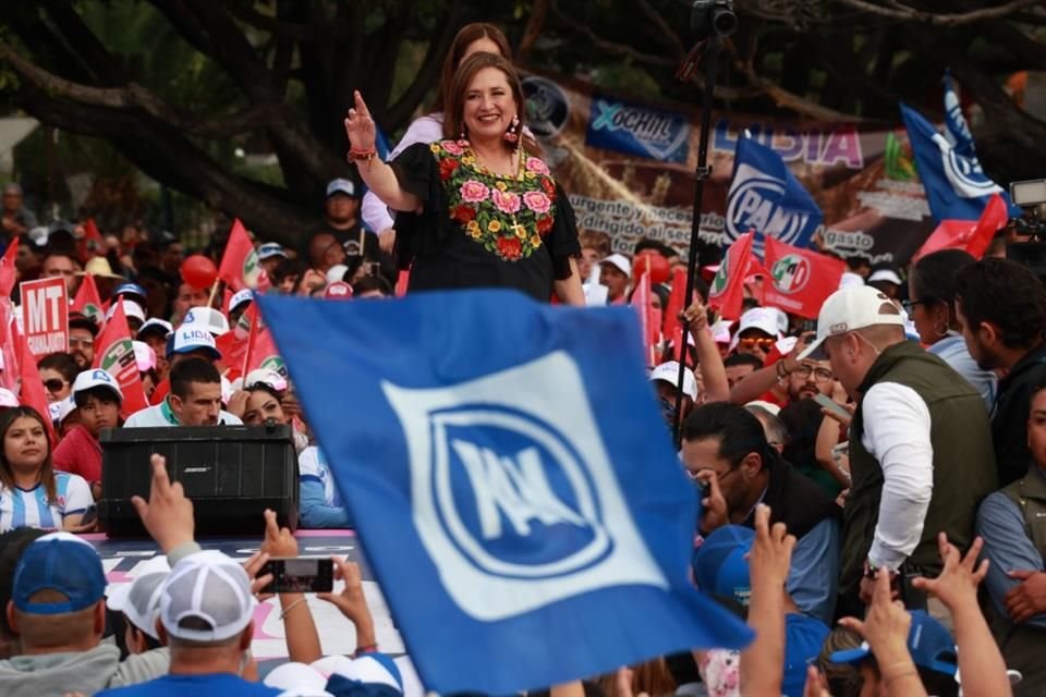 Xóchitl Gálvez durante su cierre de precampaña en Acámbaro, Guanajuato.