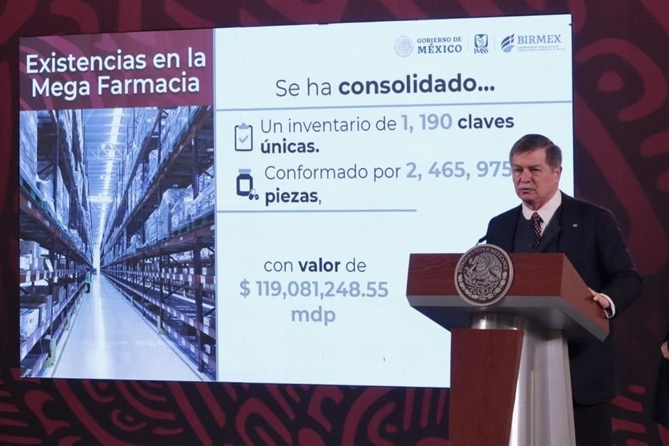 Jens Pedro Lohmann Iturburu, titular de Birmex y administrador de la megafarmacia, ha reprochado que se realicen llamadas mal intencionadas a este almacen.