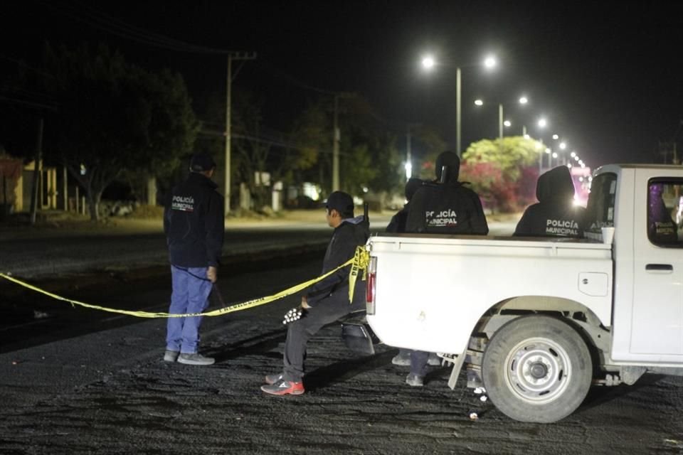 Pobladores de Santa María Coyotepec retienen a casi 200 trabajadores por conflicto con sus vecinos de Ánimas Trujano.