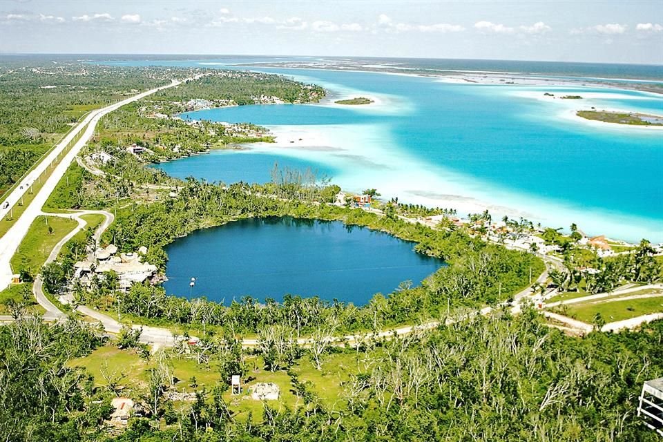 Bacalar, en Quintana Roo, se ha convertido en destino consentido de nacionales y extranjeros así como de familias y lunamieleros.