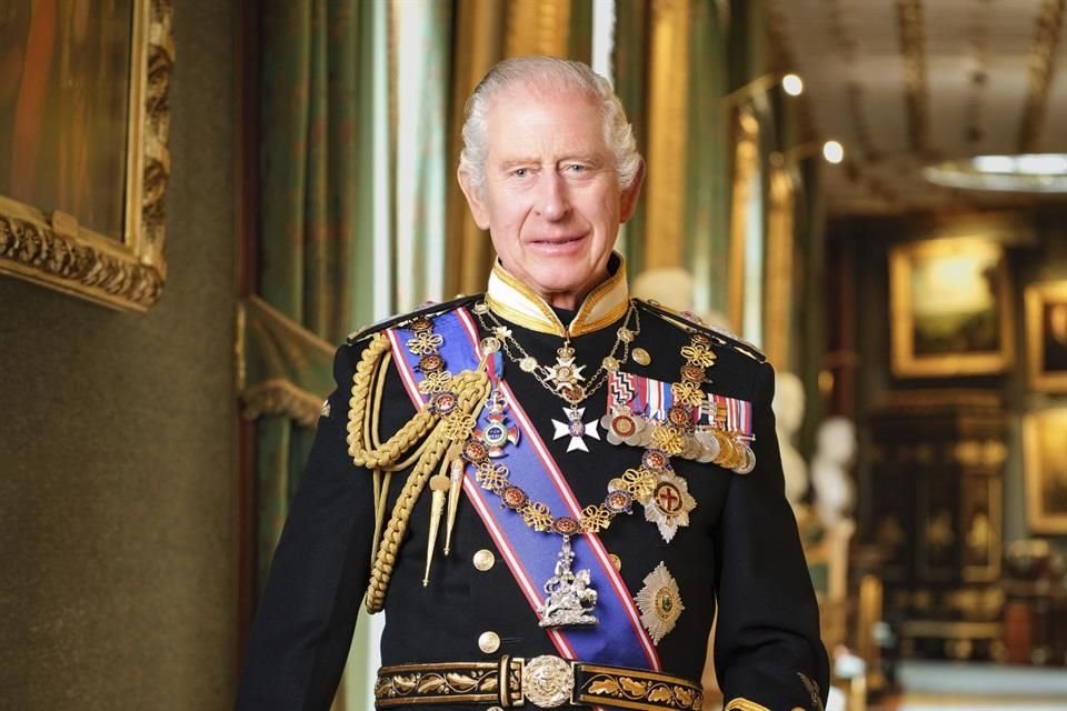 Carlos III anunció que pospuso su agenda por un problema de la próstata.