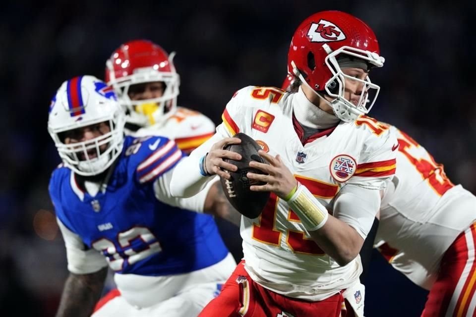 Patrick Mahomes fue pieza clave para que Kansas City derrotara a Búfalo.