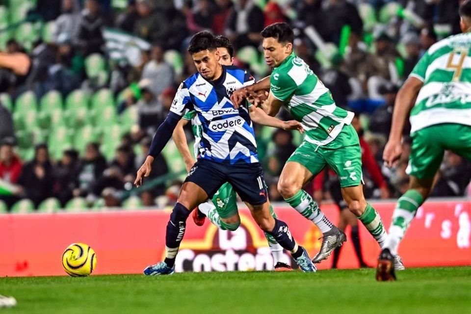 El argentino Maxi Meza se encargó de abrir el marcador.