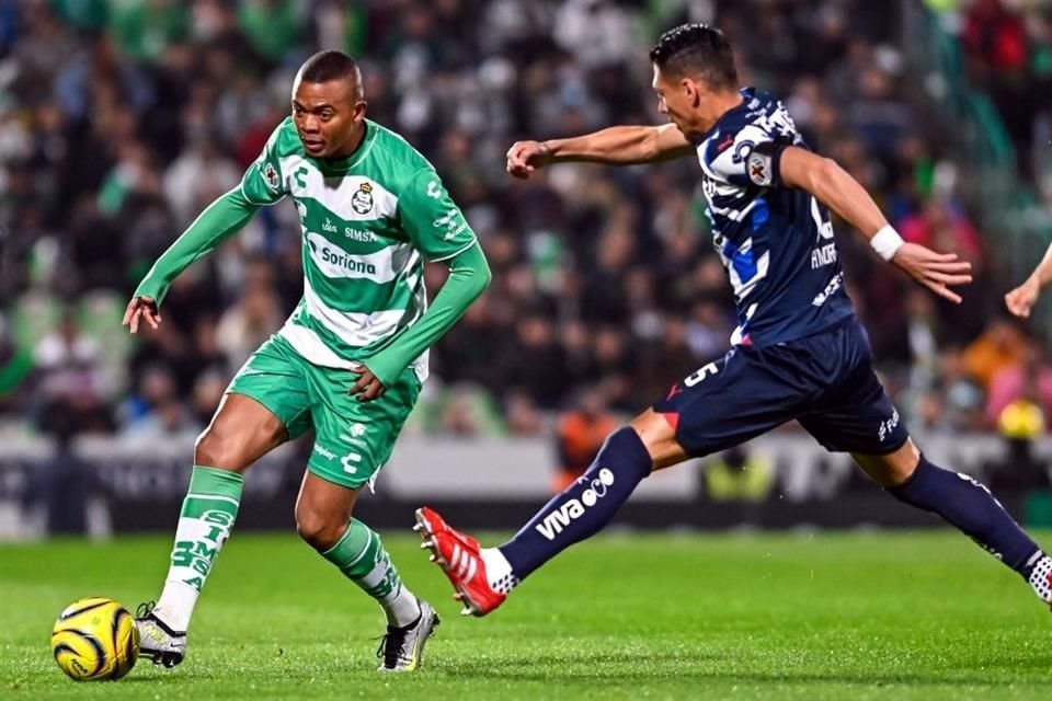 Harold Preciado, último campeón de goleo de la Liga MX, tuvo un encuentro para el olvido.