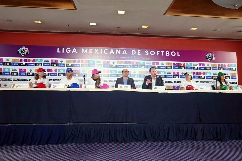 Todo está listo para que el próximo jueves inicie la primera temporada de softbol en México.