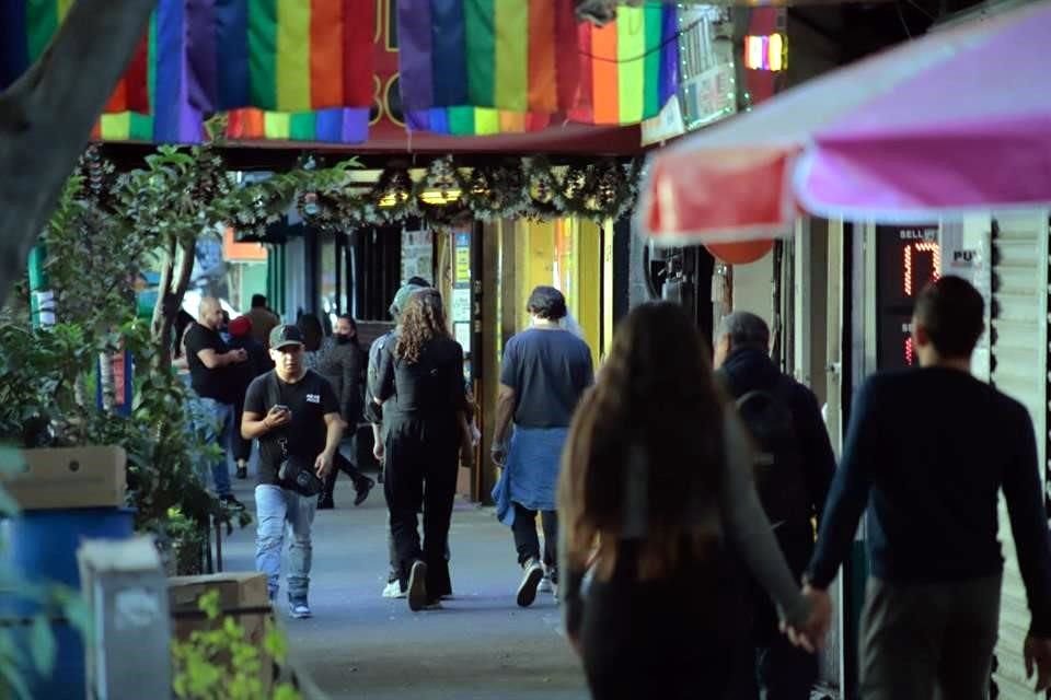 Icónica por su vida nocturna, la Zona Rosa se quedó a la mitad de una disputa política en la que se ofrecieron grandes planes, pero ninguno se concretó.