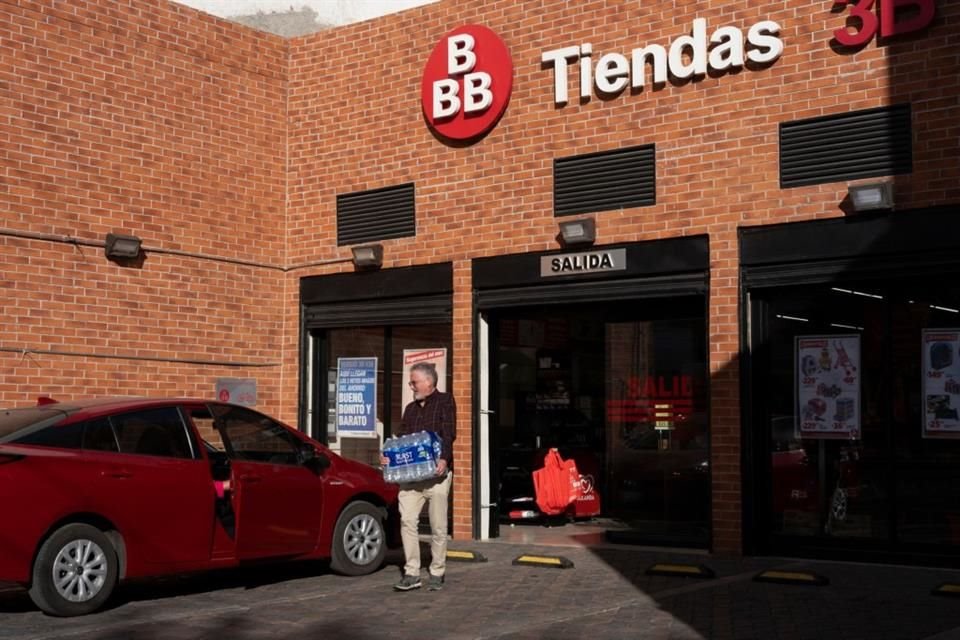 La cadena de tiendas 3B sumó 2 mil 288 tiendas en 2023.