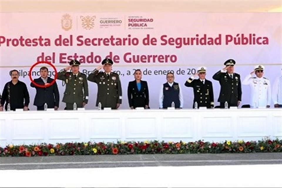 A la ceremonia donde eligieron a Solano Rivera (círculo rojo), también acudieron la titular de Seguridad federal, Rosa Icela Rodríguez, y el titular de Sedena, Luis Cresencio Sandoval.