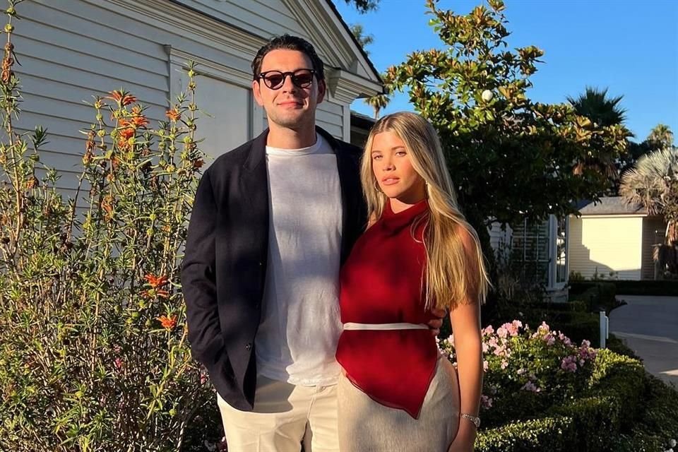 La pareja prevé que su bebé llegará pronto, pero no han compartido fecha estimada.