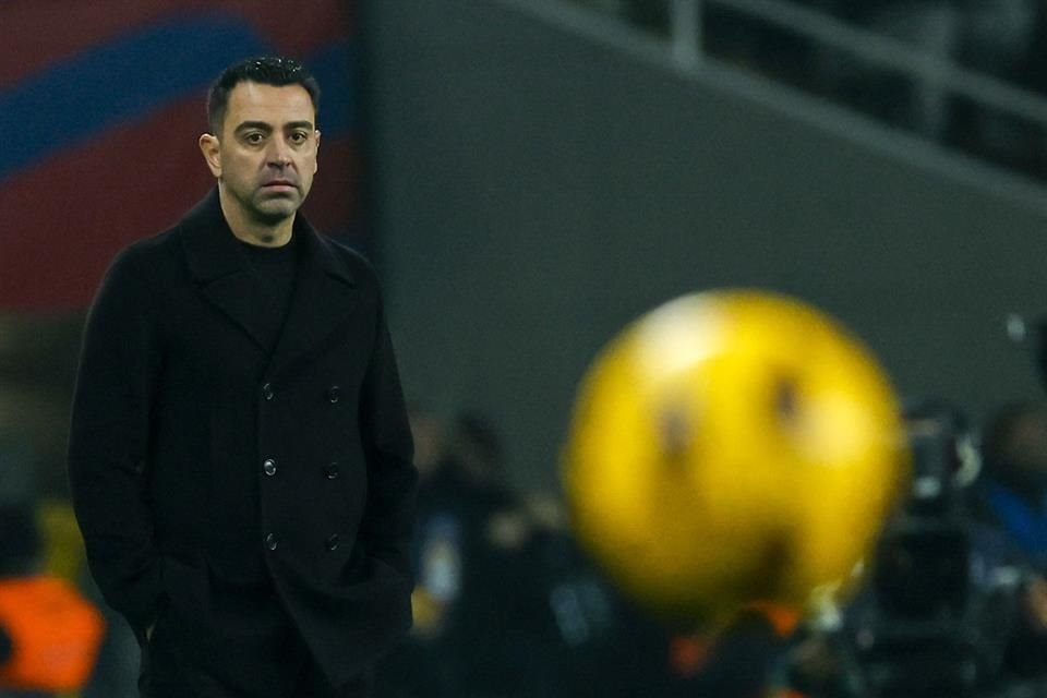 Xavi podría tener las horas contadas como técnico del Barcelona.