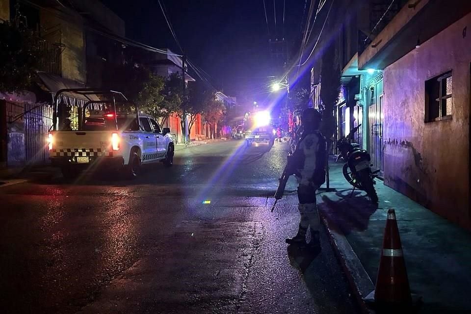 El enfrentamiento se suscitó en la Avenida 18 de Marzo, de la Colonia Lázaro Cárdenas del Río, en Cuernavaca, Morelos.