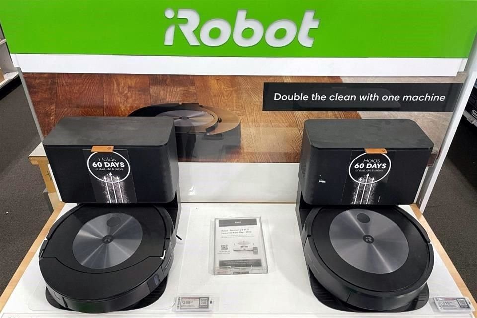 Las acciones de iRobot se desplomaban cerca de 15%.