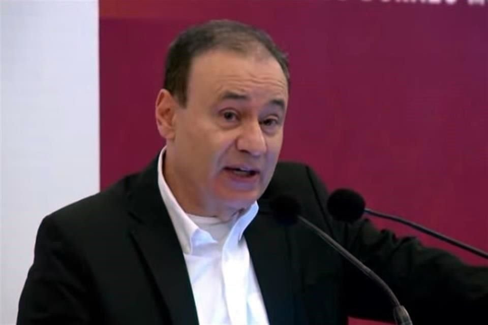 Alfonso Durazo, Gobernador de Sonora, en conferencia de prensa.