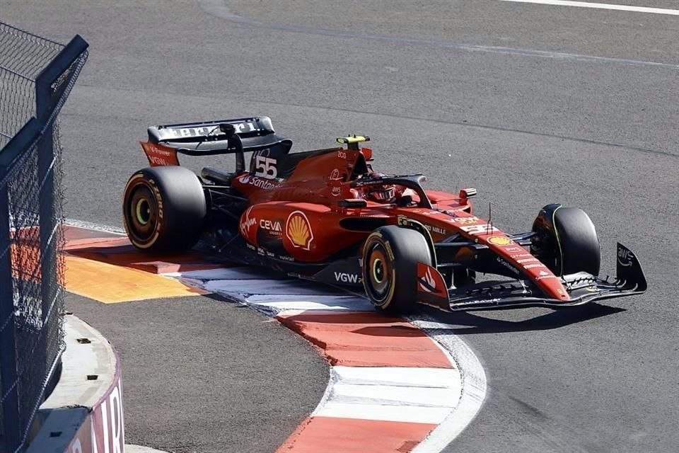 Carlos Sainz Jr. aún no renueva con Ferrari.