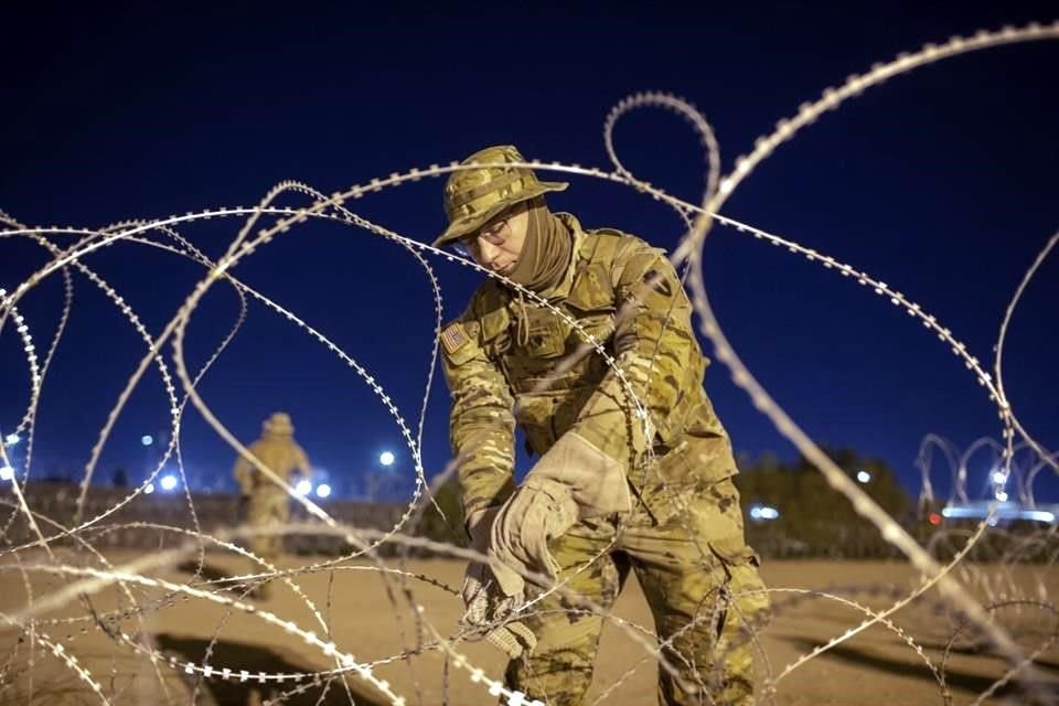 El Gobernador Ron DeSantis enviará tropa de la Guardia Nacional de Florida a frontera de Texas con México para detener flujo de migrantes.