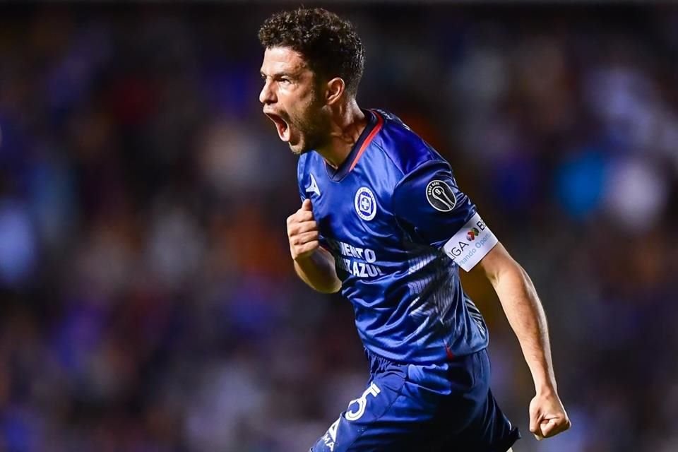 Nacho Rivero fue de lo mejor de Cruz Azul en La Corregidora.